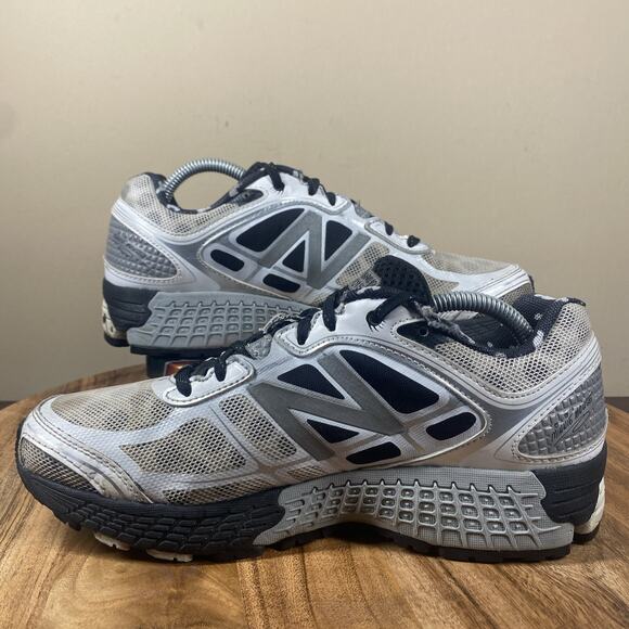 New Balance 860v5 RunDisney 2015 Minnie Mouse Womens Size 7.5 Gray Running Shoes - Picture 6 of 11